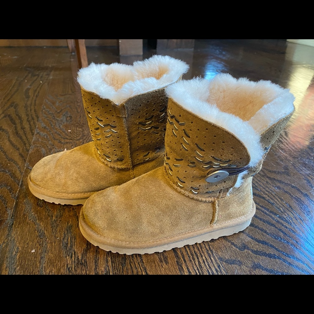 Girls UGG boots